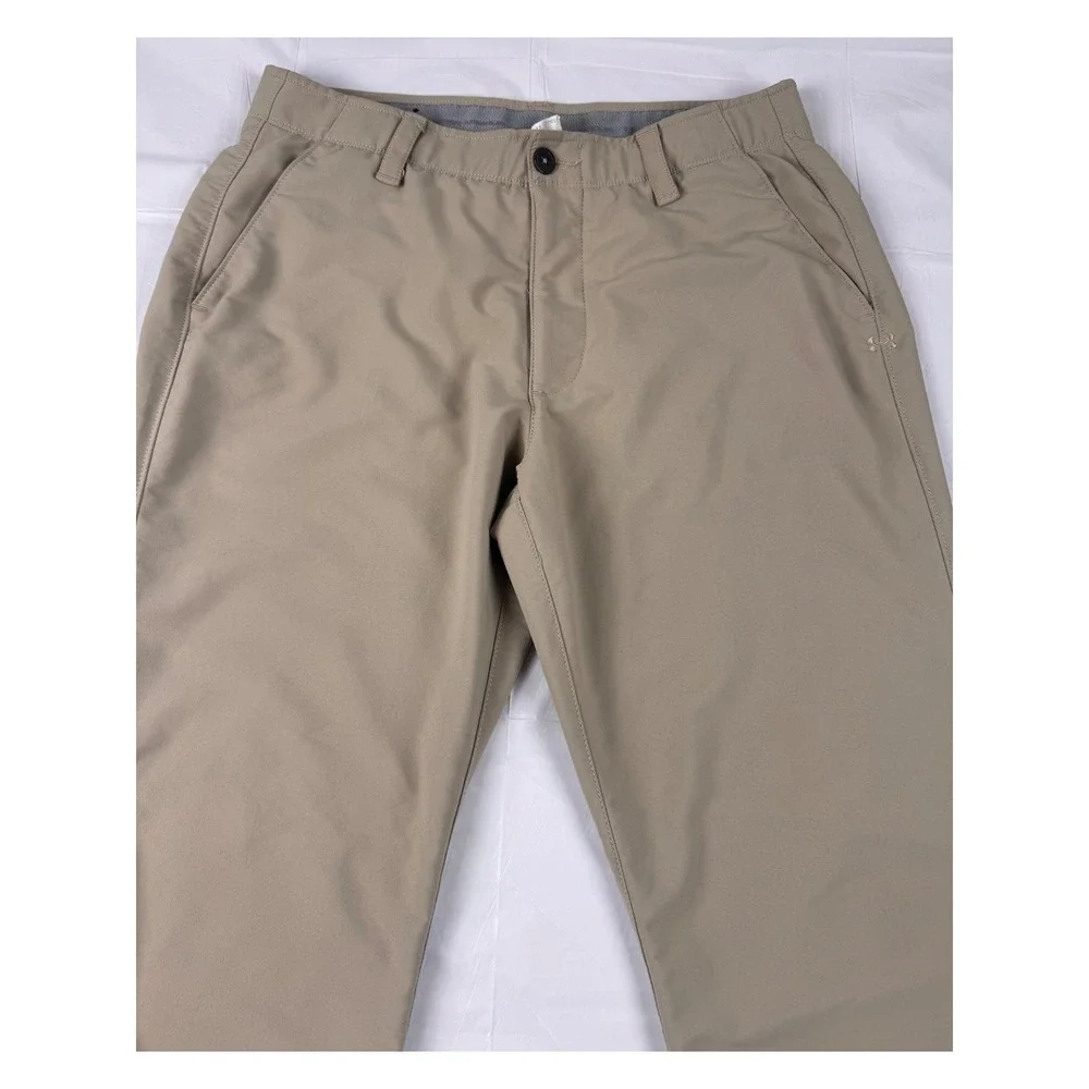Under Armour Mens Loose Fit Golf Pants Tan Khaki 34x32  Stretch‎ Athletic Casual